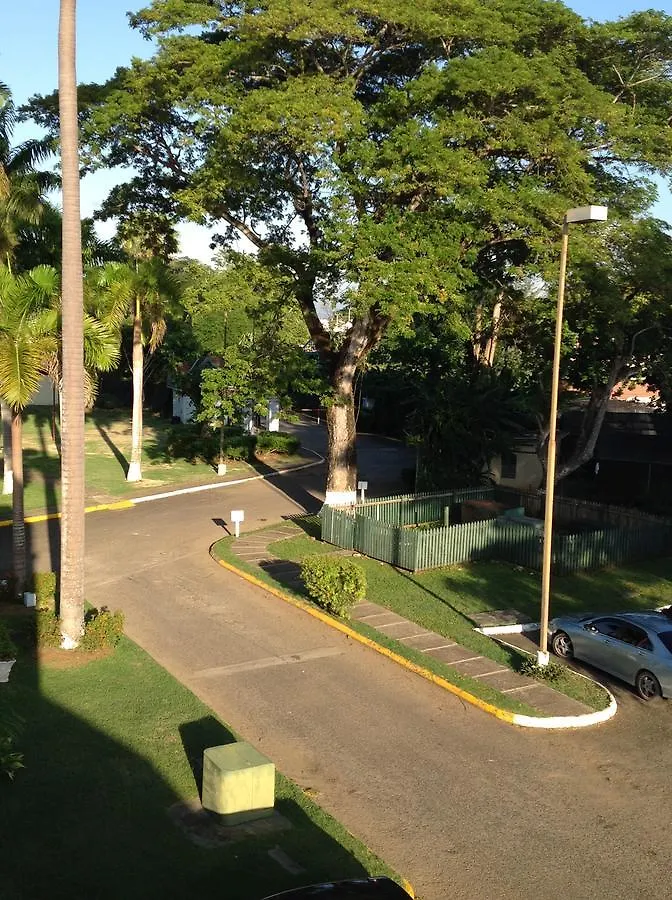 Point Village Studio Negril Holiday park