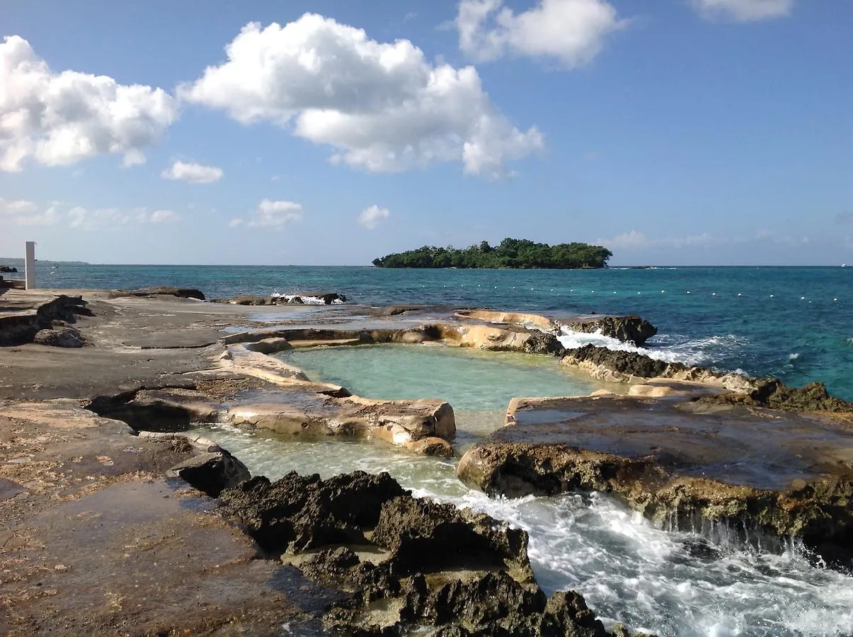 Point Village Studio Negril Holiday park